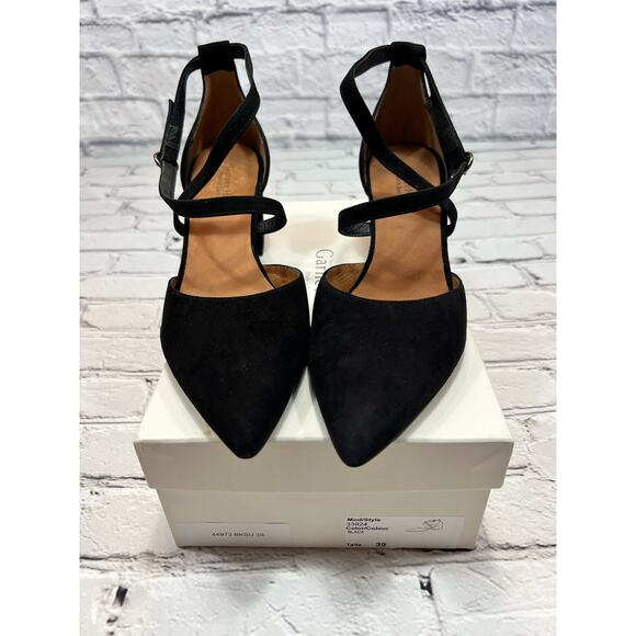 Garnet Hill Shoes - Garnet Hill Black Suede D’Orsay Block Heeled Shoes size 39 Style 33924